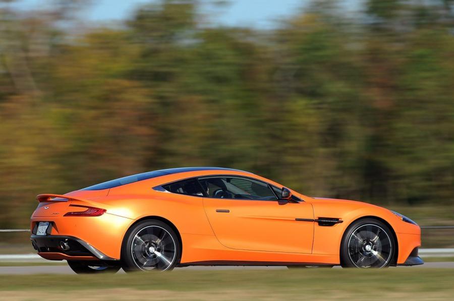  Aston Martin Vanquish 2012 года  (NA) (фото 104 из 182)